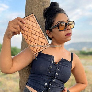 Cartera occidental de cuero con herramientas a mano para mujer, monedero Continental con cremallera, tarjetero de cuero genuino personalizado, regalos para ella - Product Image 4