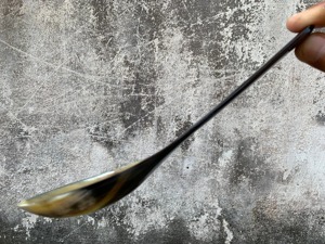 Cuillère en corne de buffle polie à manche court pour dessert, glace, soupe pour bébé - Design classique antique pour la maison, l'hôtel, le restaurant - Product Image 5