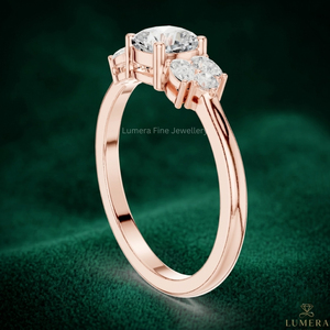 Anillo de Diamantes de Corte Cojín con Certificado IGI de Lujo en Oro Rosa de 9K, 10K, 14K y 18K, Anillo de Compromiso de Tres Piedras - Product Image 3