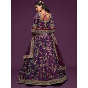 Lehenga Choli de mariage en soie d'art violet avec broderie de fil agréable robe de mariée élégante - Product Image 2