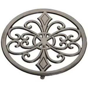 Salvamanteles Metálico Cuadrado Marroquí con Diseño de Cuatro Hojas Grises, Resistente al Calor, para Ollas y Sartenes, Mantel Geométrico - Product Image 4