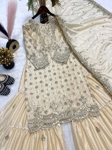 Colección de Salwar Kameez Étnicos Modernos para Mujer, Diseño Indio, Bordado Intenso, Chinon de Secado Rápido, Traje Sharara Palazzo para Fiestas - Product Image 2