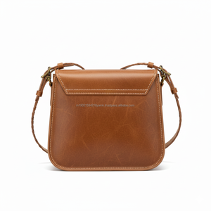 Bolso bandolera de piel auténtica con estampado de mariposas, estilo vintage, para mujer, con correa trenzada - Product Image 3