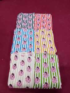 Tela Brocada Estampada de Algodón Peinado 100% Resistente a la Abrasión con Diseño Floral para Confección de Prendas al por Mayor - Product Image 4