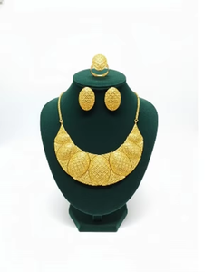 Magnífico Conjunto de Collar de 4 Piezas Chapado en Oro para Mujer con Placa Sautoir de Cobre y Latón, Diseño Elegante, Joyería para Bodas y Fiestas - Product Image 1