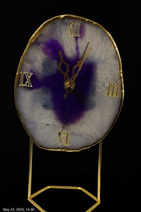 Beautiful Handmade Resin <b>Table</b> <b>Clock</b> Suitable for Decorative <b>Table</b> Accent In Hotels Or Guest Rooms And Reception Areas Decor - Product Image 3