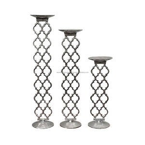 Juego de 3 Portavelas Marroquíes Premium • Centro de Mesa con Diseño de Rejilla Arabescada Abierta - Product Image 4