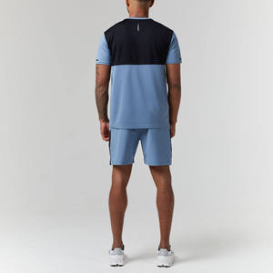 Conjunto de camiseta y pantalones cortos cómodos y elegantes, costuras duraderas, tela transpirable, perfecto para un look informal moderno. - Product Image 3