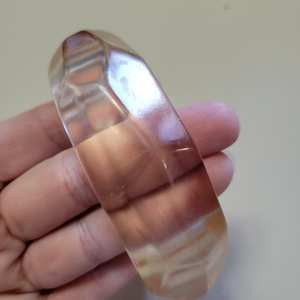 Brazaletes de Resina Epoxi Color Ámbar para Mujer, Brazalete Acrílico Cuadrado de Alta Calidad, Diseño Personalizado, Producto Indio - Product Image 3