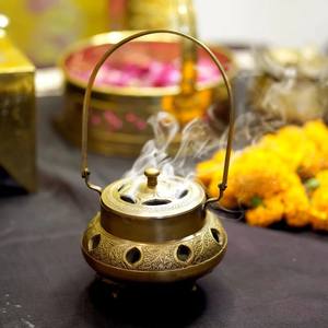 Dhupdaan en laiton antique - Product Image 5