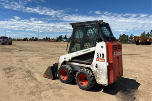 Cargadora Compacta S70 2015 con Cabina Cerrada, Máquina de Construcción de Alto Rendimiento - Product Image 4