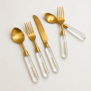 Juego de cubiertos de acero inoxidable dorado a granel, cubiertos facetados en cubiertos transparentes Lucite, juego de cucharas de acrílico de acero con espejo dorado - Product Image 1