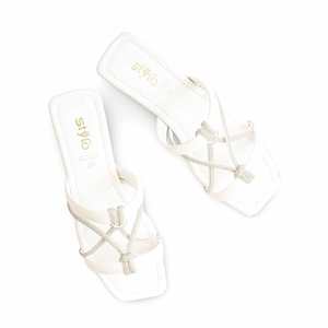 รองเท้าแตะส้นเตี้ยสีขาวลำลองของผู้หญิง CL2024สไตล์ SLIP-ON - Product Image 1