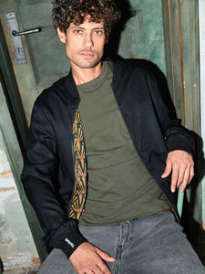 Chaqueta Bomber de Poliéster Personalizada de Alta Calidad, Resistente al Viento, Diseño Moderno, Cierre de Cremallera, Chaqueta Bomber de Invierno para Hombre - Product Image 6