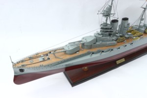 GIA NHIEN CO.LTD โมเดล HMS WARSPITE ของตกแต่งบ้านไม้สไตล์คลาสสิก งานแฮนด์เมด พร้อมตั้งโชว์ งานแกะสลัก ของสะสม - Product Image 4