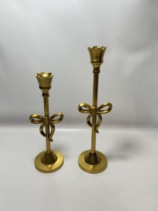 Juego de Portavelas de Pedestal de Aluminio Dorado con Base Acanalada, Venta al por Mayor, Decoración Moderna para Mesa de Comedor de Hotel - Product Image 4