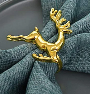 Anneaux de serviette en forme de renne doré, technique de moulage à la main, designs personnalisables, anneaux de serviette de luxe pour la décoration de table de Noël. - Product Image 3