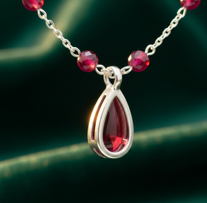 สร้อยคอพลอยโกเมนทำมือ ขนาด 8 มม. รูปทรงกลม ประดับพลอยรูปหยดน้ำ ความยาว 16 นิ้ว ชุบทองบนเงิน  เครื่องประดับสำหรับงานปาร์ตี้ งานแต่งงาน ของขวัญสำหรับเธอ - Product Image 2