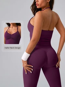 Conjunto Deportivo de 2 Piezas para Mujer, Top Corto con Cuello Halter y Leggings de Cintura Alta con Efecto Push-Up, sin Costuras, para Gimnasio - Product Image 5