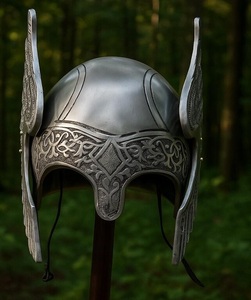 Casque Viking plaqué argent avec ornement sculpté, forme ronde, style antique, artisanat métallique, armure de collection - Product Image 1