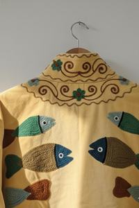 Chaqueta de Algodón Reversible Ecológica con Adornos Florales de Invierno y Cuello Alto, Hecha en India, para Mujer, Estilo Elegante - Product Image 3