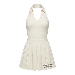 Robe athlétique pour femme, col halter, dos et côtés ouverts, découpe au niveau du ventre, jupe plissée, respirante, séchage rapide, tenue de sport. - Product Image 1