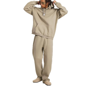 ชุดวอร์มทรงโอเวอร์ไซส์สุดหรู ผ้าเนื้อหนาคุณภาพสูง ตัดเย็บทรงหลวม พร้อมกางเกงขาบานทรงกระบอก - Product Image 3