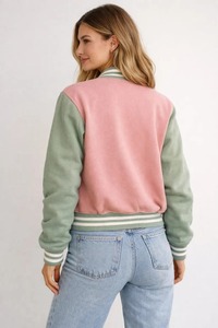 Veste universitaire en laine rose et vert sauge pour femme, veste bomber, coupe classique, col rabattu, fermeture à boutons, unisexe - Product Image 6