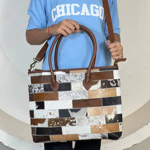 Bolso Tote de Cuero Genuino Hecho a Mano para Mujer con Correa Desmontable, Cierre de Cremallera Estilo Western, Bolso de Hombro con Diseño de Patchwork - Product Image 4