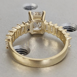 Anillos de boda de lujo estilo hip hop, oro de 14k, diamantes cultivados en laboratorio, corte esmeralda, anillos con logotipo personalizado, joyería brillante y ostentosa. - Product Image 5