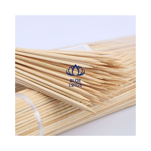 Brochettes en bambou durables, naturelles et robustes, directement de l'usine, pour grillades, barbecue, kebab et services de traiteur - Product Image 1