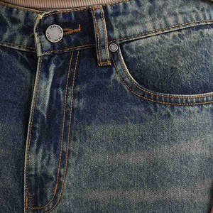 Shorts en jean pour homme, coupe slim moderne, style streetwear, décontracté, bleu foncé classique, pour l'été. - Product Image 4