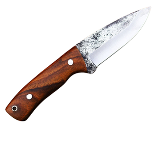 Couteau de chasse à lame fixe en argent avec manche en bois brun, lame finition martelée rustique, couteau utilitaire pour le camping et le bushcraft en extérieur - Product Image 6