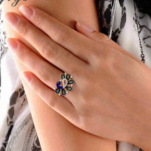 Bague de luxe en or jaune avec plumes de paon et diamants, motif paon premium en émail bleu et vert, pour femme - Product Image 2