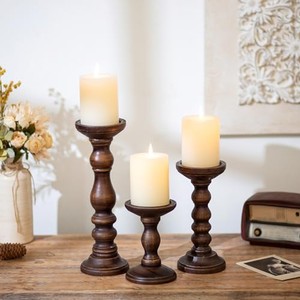 Ensemble de porte-bougies en bois de Sheesham - Socles en bois faits à la main avec des éléments en laiton - Vente en gros - Product Image 3