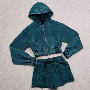 Ensemble court à capuche délavé pour femme, tissu confortable, qualité supérieure, streetwear, deux pièces, vente en gros, directement de l'usine - Product Image 6