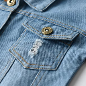 Chaquetas vaqueras para bebés recién llegadas, chaquetas vaqueras a la moda con efecto desgastado, chaquetas vaqueras de manga larga para niños - Product Image 4