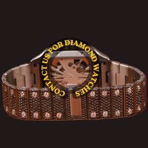 Montre Hip Hop de Qualité Export pour Hommes avec Grand Cadran, Lunette Sertie de Diamants et Design Urbain Tendance – Fournisseur Indien - Product Image 3