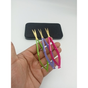 Tijeras para Cutículas de Acero Inoxidable - Diseño Ligero y Seguro para Diestros, para Cuidado Personal - Product Image 2