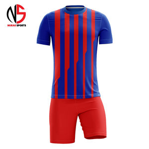 Nouvelle Arrivée Maillots de Football 100% Polyester Très Vendus avec Chaussettes Logo Personnalisé Service OEM ODM Vêtements de Sport en Gros en 2026 - Product Image 1