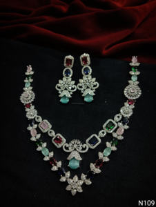 Classic American Diamond Bridal Jewelry <b>Set</b> Two-Piece Necklace and Earrings for Wedding Fashionable Classic Style - Product Image 3