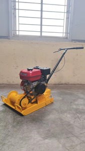 Apisonadora de Tierra LOTUS con Capacidad de 1-2 Toneladas |   Compactador de Suelo Portátil de Servicio Pesado con Motor de Gasolina de 1.5 HP |   Construcción de Larga Duración - Product Image 2