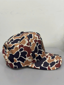 Casquette de baseball structurée à 5 panneaux en cuir personnalisé camouflage pour adulte, idéale pour l'extérieur, fabriquée en usine au Vietnam, par Classic Apparel - Product Image 5