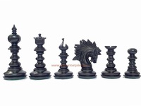 Ensemble d'échecs de luxe fait main de la série Savano, pièces en bois noir et crème avec base verte, emballage personnalisé, cadeau pour les jeux de société