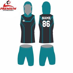 Uniforme 7v7 de poliéster suave, elástico, cómodo y con diseño perfecto para ligas juveniles y juego en equipo. Uniforme 7v7 ideal para entrenamiento. - Product Image 3