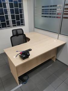 Mesa de Oficina Moderna en Forma de L, Grande y Resistente, con Tablero de Aglomerado y Laminado de Melamina, para el Hogar y la Oficina - Product Image 3