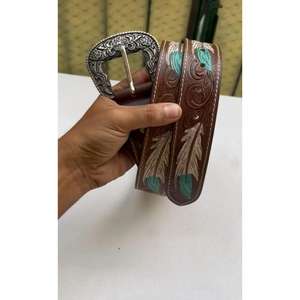 Cinturón de Cuero de Vaca con Diseño Tallado a Mano, Longitud Personalizada, Hebilla de Acero de Lujo, Ecológico, Impermeable, Fabricación Personalizada en India - Product Image 2