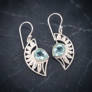 Boucles d'oreilles pendantes en argent 925, motif floral en topaze bleu ciel, pour femmes, à porter au quotidien - Product Image 3