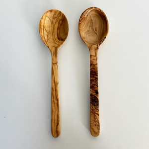 Cuillère artisanale en bois d'olivier, finition miroir, cuillère en bois rustique pour servir et cuisiner |   Ustensiles naturels durables et écologiques - Product Image 2
