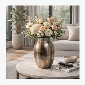 Vase de table contemporain en bronze, fait main, en métal, pour décoration de mariage, à prix avantageux - Product Image 3